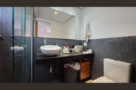 Apartamento à venda com 114m², 3 quartos e 2 vagasBanheiro da suíte