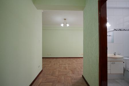 Corredor de apartamento para alugar com 1 quarto, 45m² em Liberdade, São Paulo