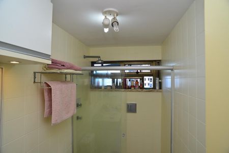 Apartamento para alugar com 71m², 1 quarto e 2 vagasBanheiro