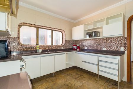 Apartamento à venda com 300m², 5 quartos e 3 vagasCozinha