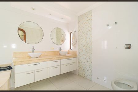 Apartamento à venda com 300m², 5 quartos e 3 vagasBanheiro - Suíte 3