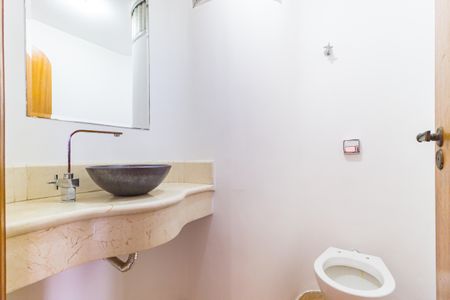 Apartamento à venda com 300m², 5 quartos e 3 vagasLavabo