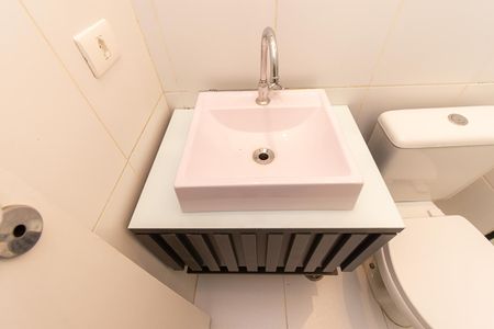 Apartamento para alugar com 52m², 2 quartos e 2 vagasBanheiro