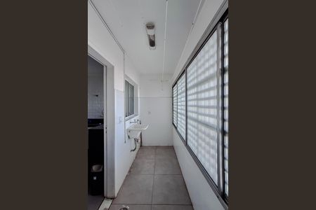 Apartamento para alugar com 107m², 3 quartos e 1 vagaÁrea de Serviço