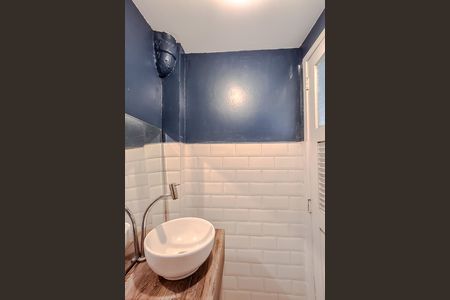 Apartamento para alugar com 107m², 3 quartos e 1 vagaLavabo
