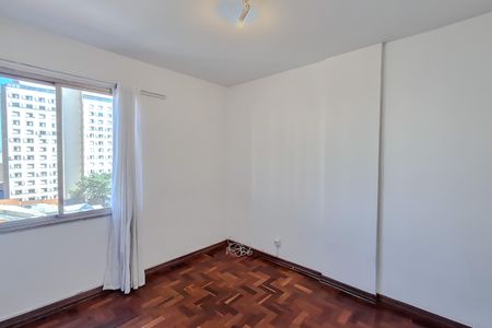 Suíte de apartamento para alugar com 3 quartos, 107m² em Vila Clementino, São Paulo
