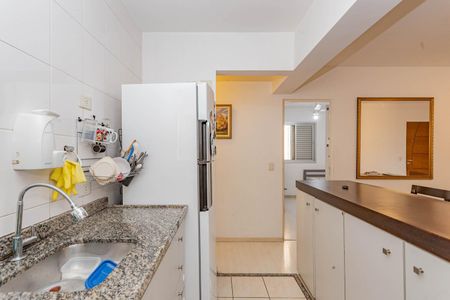 Apartamento à venda com 65m², 3 quartos e 2 vagasCozinha
