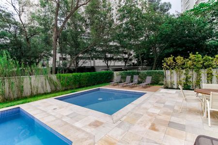 Apartamento à venda com 62m², 2 quartos e 1 vaga Apartamento à venda com 62m², 2 quartos e 1 vagaÁrea comum - Piscina