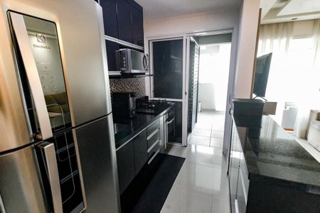 Apartamento à venda com 62m², 2 quartos e 1 vaga Apartamento à venda com 62m², 2 quartos e 1 vagaCozinha - Armários