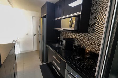 Apartamento à venda com 62m², 2 quartos e 1 vaga Apartamento à venda com 62m², 2 quartos e 1 vagaCozinha - Armários