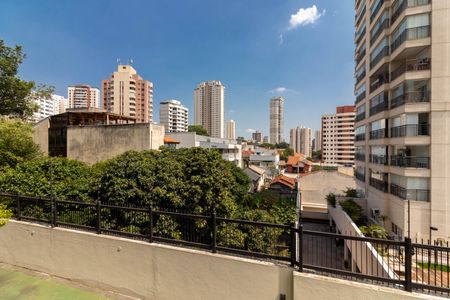 Apartamento à venda com 105m², 3 quartos e 3 vagas Apartamento à venda com 105m², 3 quartos e 3 vagasQuarto 1 - Vista