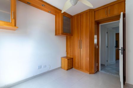 Apartamento à venda com 105m², 3 quartos e 3 vagas Apartamento à venda com 105m², 3 quartos e 3 vagasSuíte