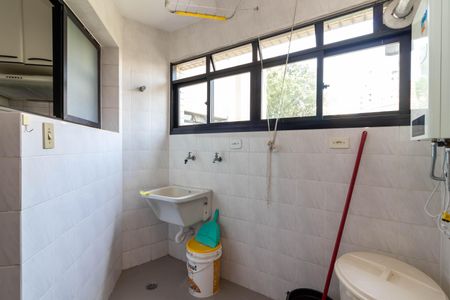 Apartamento à venda com 105m², 3 quartos e 3 vagas Apartamento à venda com 105m², 3 quartos e 3 vagasÁrea de Serviço