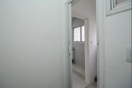 Apartamento à venda com 70m², 2 quartos e 1 vaga Apartamento à venda com 70m², 2 quartos e 1 vagaBanheiro de serviço
