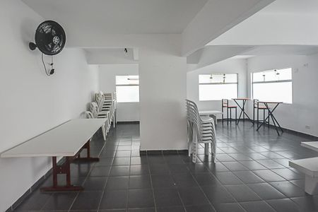 Apartamento à venda com 70m², 2 quartos e 1 vaga Apartamento à venda com 70m², 2 quartos e 1 vagaÁrea comum - Salão de festas