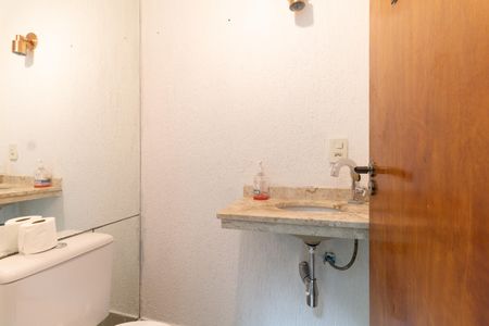 Casa à venda com 260m², 3 quartos e 3 vagasLavabo