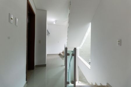 Casa à venda com 260m², 3 quartos e 3 vagasCorredor
