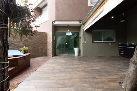 Casa à venda com 260m², 3 quartos e 3 vagasQuintal