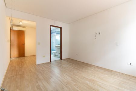 Casa à venda com 260m², 3 quartos e 3 vagasSuíte 1