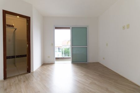 Casa à venda com 260m², 3 quartos e 3 vagasSuíte 2