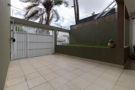 Casa à venda com 260m², 3 quartos e 3 vagasGaragem