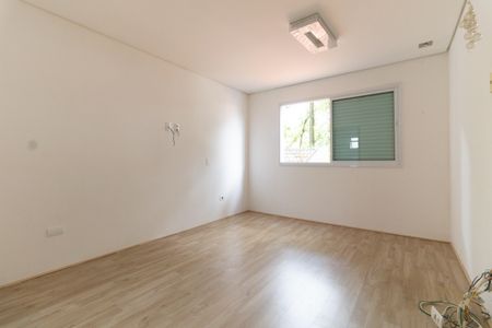 Casa à venda com 260m², 3 quartos e 3 vagasSuíte 1