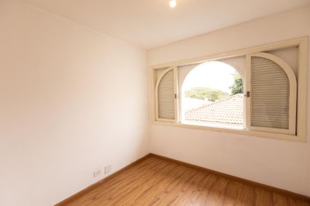 Casa para alugar com 638m², 3 quartos e 4 vagas Casa para alugar com 638m², 3 quartos e 4 vagasQuarto de Serviço 2