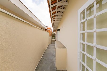 Casa para alugar com 638m², 3 quartos e 4 vagas Casa para alugar com 638m², 3 quartos e 4 vagasCorredor