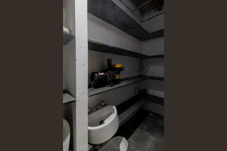 Casa para alugar com 638m², 3 quartos e 4 vagas Casa para alugar com 638m², 3 quartos e 4 vagasÁrea comum - Salão de Ginastica