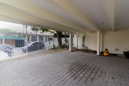 Casa para alugar com 638m², 3 quartos e 4 vagas Casa para alugar com 638m², 3 quartos e 4 vagasGaragem