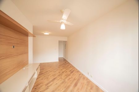 Apartamento à venda com 61m², 2 quartos e 1 vagaSala