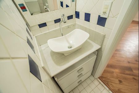 Apartamento à venda com 61m², 2 quartos e 1 vagaBanheiro