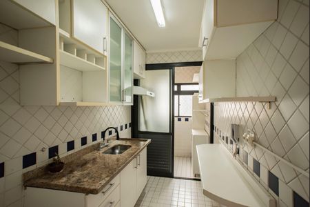 Apartamento à venda com 61m², 2 quartos e 1 vagaCozinha