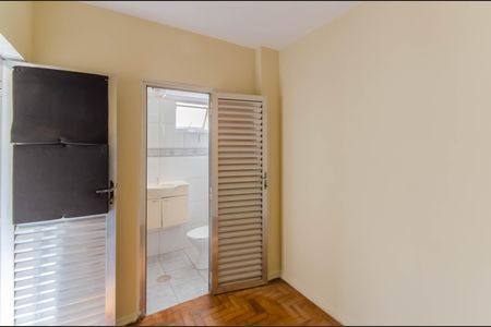 Apartamento à venda com 93m², 2 quartos e 1 vaga Apartamento à venda com 93m², 2 quartos e 1 vagaQuarto de Serviço