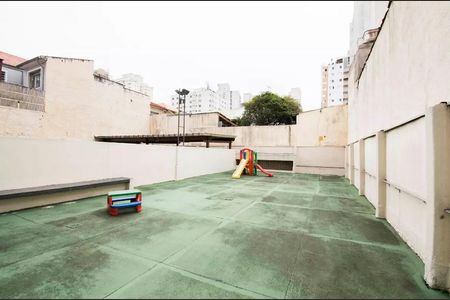 Apartamento à venda com 93m², 2 quartos e 1 vaga Apartamento à venda com 93m², 2 quartos e 1 vagaÁrea comum - Playground