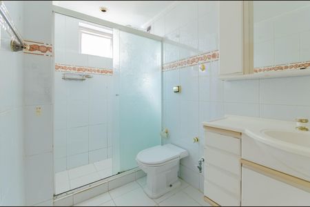 Apartamento à venda com 93m², 2 quartos e 1 vaga Apartamento à venda com 93m², 2 quartos e 1 vagaBanheiro Social