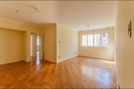 Apartamento à venda com 93m², 2 quartos e 1 vaga Apartamento à venda com 93m², 2 quartos e 1 vagaSala