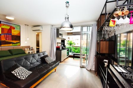 entrada de kitnet/studio para alugar com 1 quarto, 36m² em Pinheiros, São Paulo