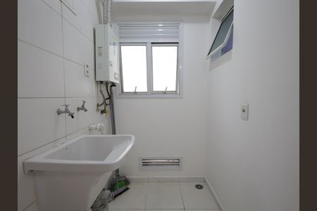 Apartamento para alugar com 70m², 3 quartos e 1 vagaÁrea de Serviço