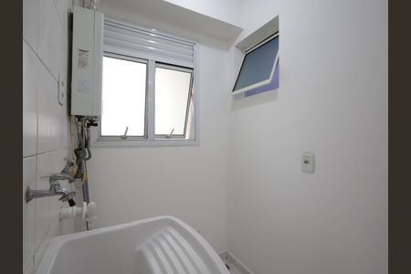 Apartamento para alugar com 70m², 3 quartos e 1 vagaÁrea de Serviço