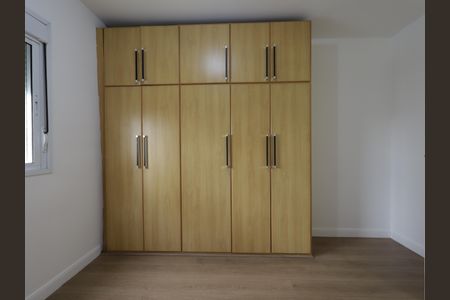 Apartamento para alugar com 70m², 3 quartos e 1 vagaSuíte