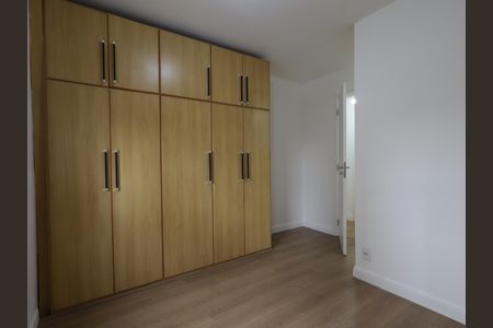 Apartamento para alugar com 70m², 3 quartos e 1 vagaSuíte