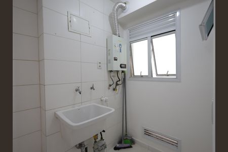 Apartamento para alugar com 70m², 3 quartos e 1 vagaÁrea de Serviço