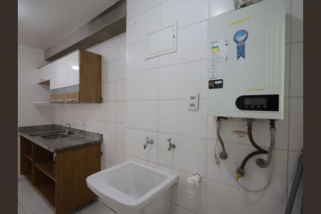 Apartamento para alugar com 70m², 3 quartos e 1 vagaÁrea de Serviço