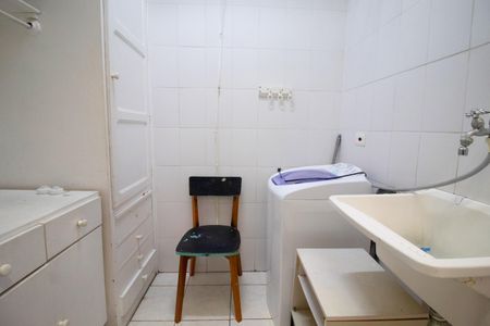 Apartamento para alugar com 95m², 2 quartos e sem vagaÁrea de serviço