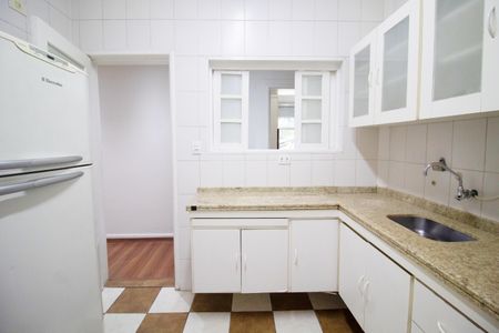 Apartamento para alugar com 95m², 2 quartos e sem vagaCozinha