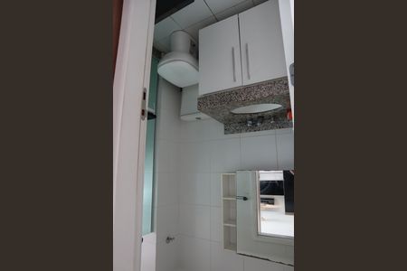 Apartamento para alugar com 70m², 2 quartos e 1 vagaBANHEIRO
