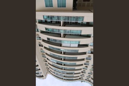 Apartamento para alugar com 70m², 2 quartos e 1 vagaFACHADA