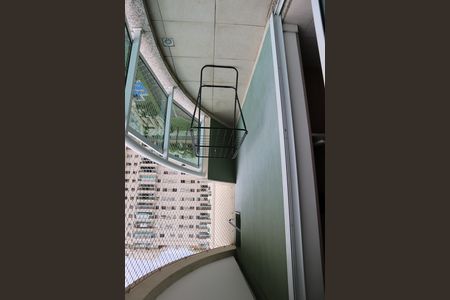 Apartamento para alugar com 70m², 2 quartos e 1 vagaVARANDA EXTERNA