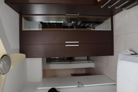 Apartamento para alugar com 70m², 2 quartos e 1 vagaQUARTO 001